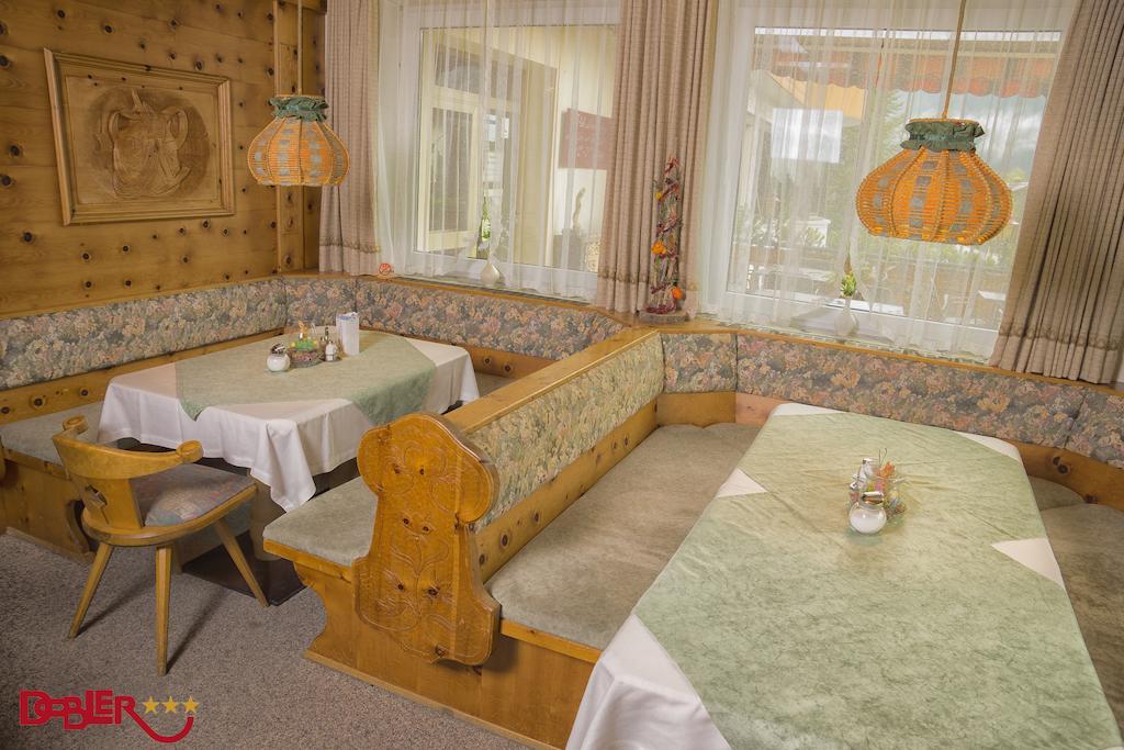 Ferienhotel Dobler Weissenbach am Lech Eksteriør billede